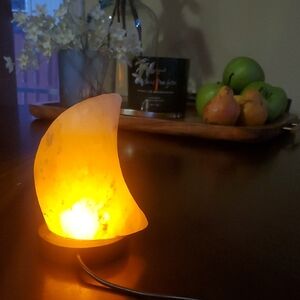 Brookstone Amber Glow Salt Lamp Cute Moon Perfect For Your Office Or Baby Rooms